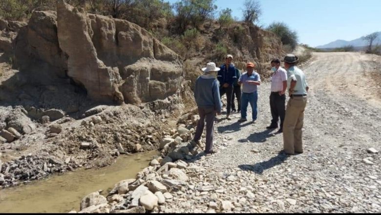 Subgobernación de San Lorenzo cumple con mantenimiento de tramo Carachimayo-Caraparí