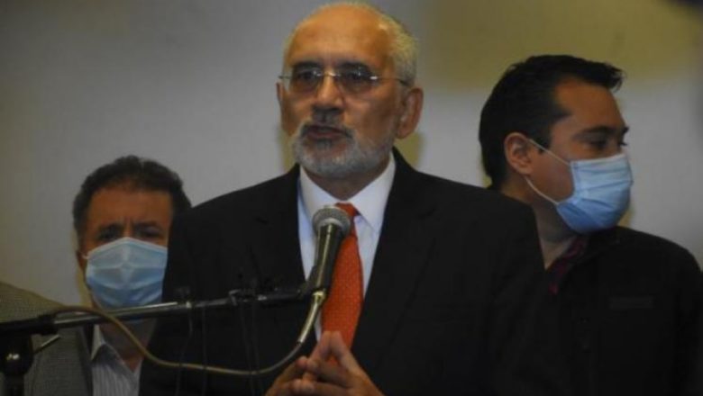 Mesa afirma que Evo usa el federalismo para acelerar las elecciones y ve debate imprescindible