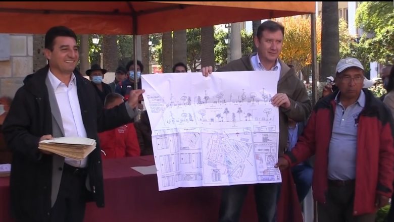 Alcalde Torres entregó 4 nuevas planimetrías y puso en uso las balanzas en mercados