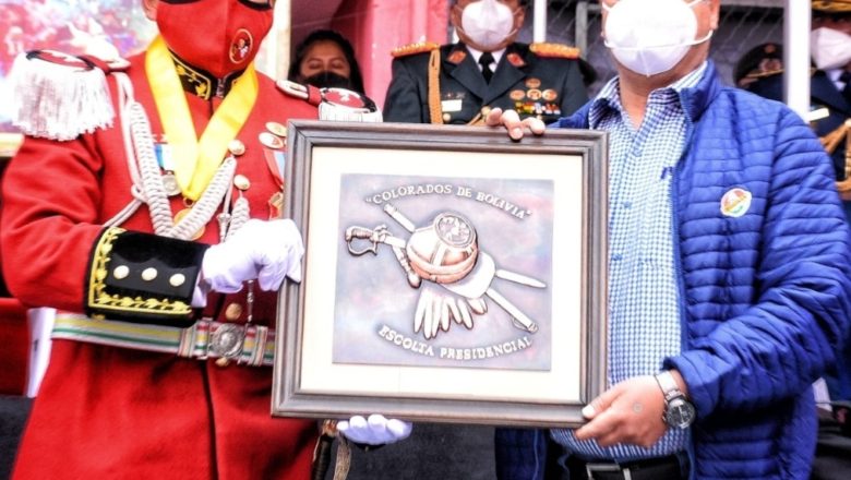 𝗣𝗿𝗲𝘀𝗶𝗱𝗲𝗻𝘁𝗲 𝗔𝗿𝗰𝗲 𝗮 𝗹𝗼𝘀 𝗖𝗼𝗹𝗼𝗿𝗮𝗱𝗼𝘀 𝗱𝗲 𝗕𝗼𝗹𝗶𝘃𝗶𝗮: 𝗨𝘀𝘁𝗲𝗱𝗲𝘀 𝗱𝗲𝗯𝗲𝗻 𝘀𝗲𝗿 𝗴𝗮𝗿𝗮𝗻𝘁𝗲𝘀 𝗱𝗲 𝗹𝗮 𝗖𝗣𝗘 𝘆 𝘀𝗲𝗿 𝗹𝗲𝗮𝗹𝗲𝘀 𝗰𝗼𝗻 𝗲𝗹 𝗽𝘂𝗲𝗯𝗹𝗼 𝗯𝗼𝗹𝗶𝘃𝗶𝗮𝗻𝗼