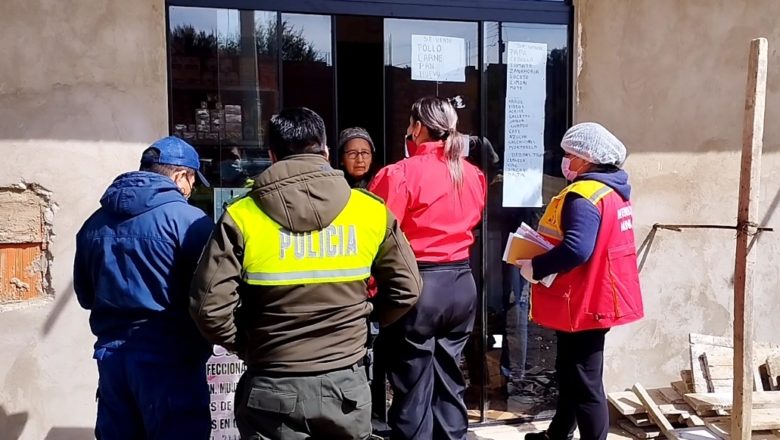 Tarija: Intendencia y la Guardia Municipal entregaron 60 notificaciones A tiendas y locales que incumplen normativas