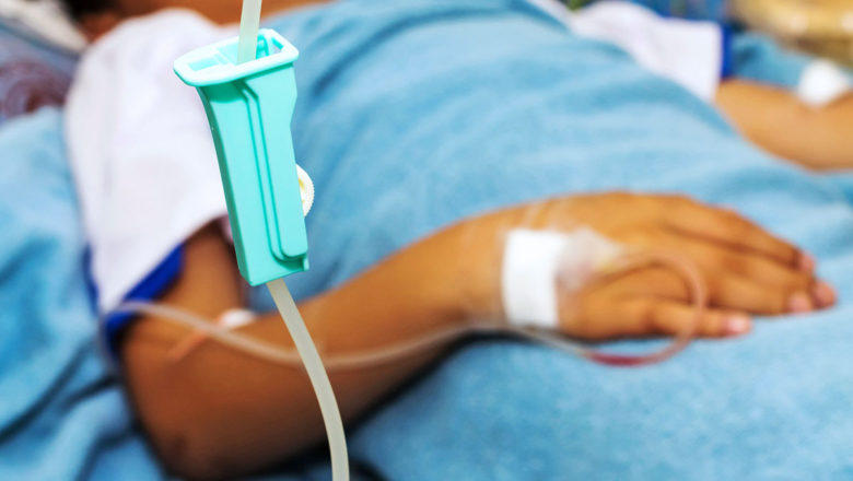 Niño que fue violado en Yapacaní, despertó, pero no reconoce ni habla