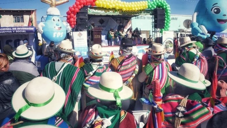 𝗣𝗿𝗲𝘀𝗶𝗱𝗲𝗻𝘁𝗲 𝗟𝘂𝗶𝘀 𝗔𝗿𝗰𝗲 𝗖𝗮𝘁𝗮𝗰𝗼𝗿𝗮 𝗲𝗻𝘁𝗿𝗲𝗴𝗮 𝘀𝗶𝘀𝘁𝗲𝗺𝗮 𝗱𝗲 𝗮𝗴𝘂𝗮 𝗽𝗼𝘁𝗮𝗯𝗹𝗲 𝗲𝗻 𝗦𝗮𝗻𝘁𝗶𝗮𝗴𝗼 𝗱𝗲 𝗖𝗮𝗹𝗹𝗮𝗽𝗮, 𝗟𝗮 𝗣𝗮𝘇