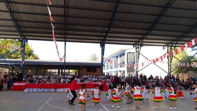 <strong>Villa Montes: Unidad Educativa Crevaux celebró sus 88 aniversario</strong>