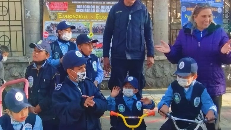 Instituciones y familias tarijeñas se sumaron a la tarde de juegos de antaño liderizada por Casa Cre Art