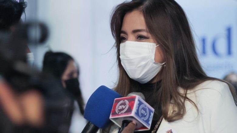 𝗟𝗮 𝘃𝗶𝗰𝗲𝗺𝗶𝗻𝗶𝘀𝘁𝗿𝗮 𝗔𝗹𝗰ó𝗻 𝗳𝗲𝗹𝗶𝗰𝗶𝘁𝗮 𝗮 𝗕𝗼𝗹𝗶𝘃𝗶𝗮 𝗧𝗩 𝘆 𝗮𝗻𝘂𝗻𝗰𝗶𝗮 𝗴𝗿𝗮𝗻𝗱𝗲𝘀 𝗿𝗲𝘁𝗼𝘀 𝗲𝗻 𝗹𝗮 𝗹í𝗻𝗲𝗮 𝗱𝗲 𝗿𝗲𝗴𝗶𝗼𝗻𝗮𝗹𝗶𝘇𝗮𝗿 𝗲𝗹 𝗰𝗮𝗻𝗮𝗹 𝗱𝗲 𝗹𝗼𝘀 𝗯𝗼𝗹𝗶𝘃𝗶𝗮𝗻𝗼𝘀