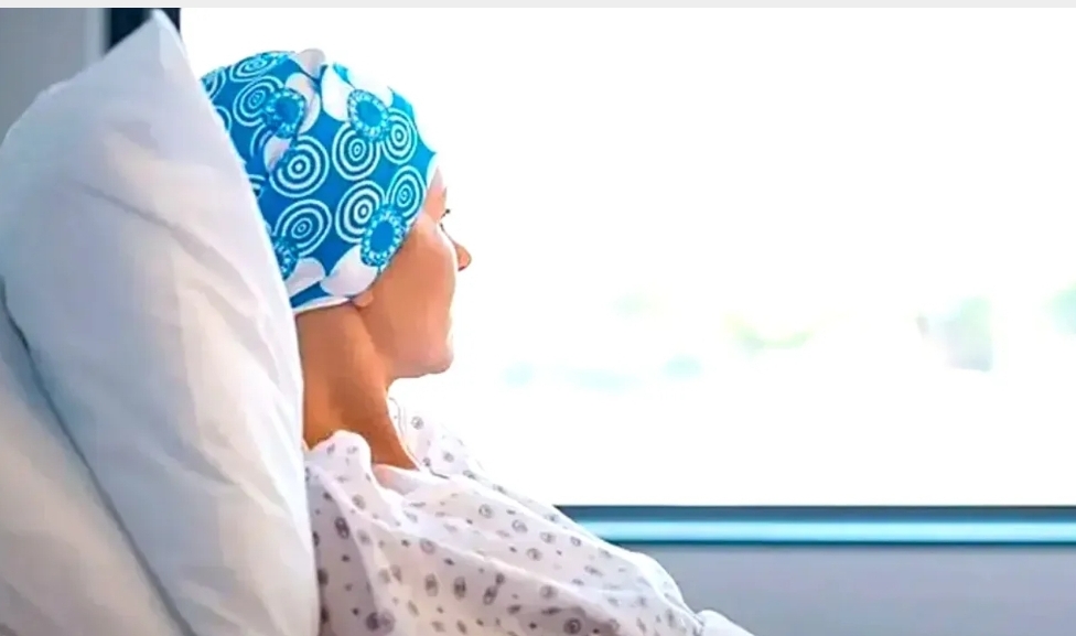 Mundo: Hombre abandona a su esposa tras ser diagnosticada con cáncer: “vas a morir sola
