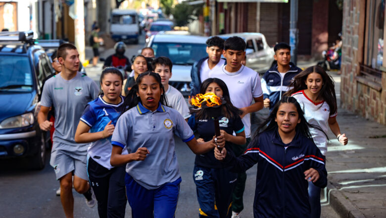 Alcalde de Tarija inauguró con 57 colegios los Primeros Juegos Deportivos Estudiantiles