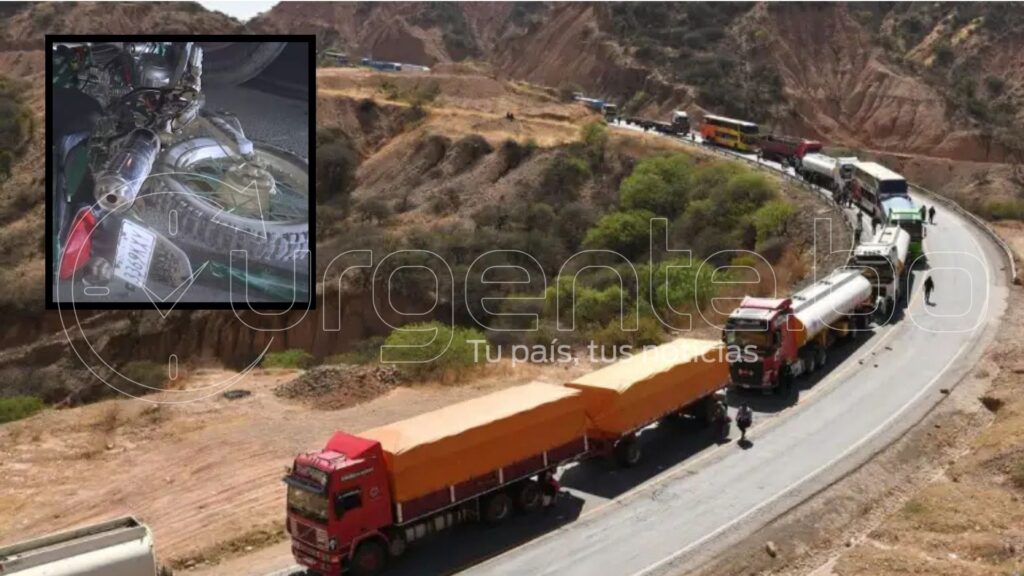 Un motociclista muere tras chocar contra un camión varado en punto de bloqueo