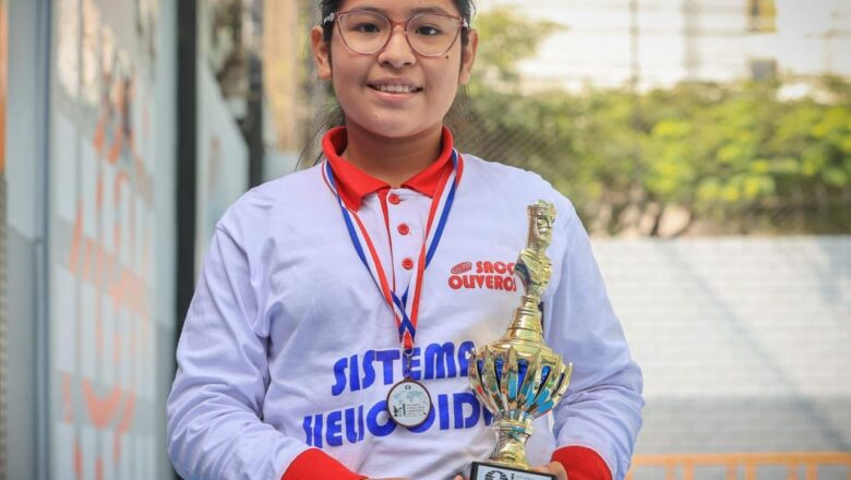 Nicole Mollo, la prodigio del ajedrez, representará a Bolivia en el Campeonato Mundial Juvenil en Brasil