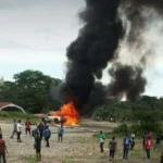 Queman camionetas con las que presuntamente atentaron contra Evo Morales