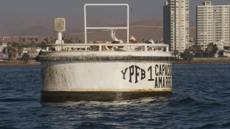 YPFB Transporte indica que en Sica Sica se opera a mar abierto y por eso se suspenden las operaciones en Arica