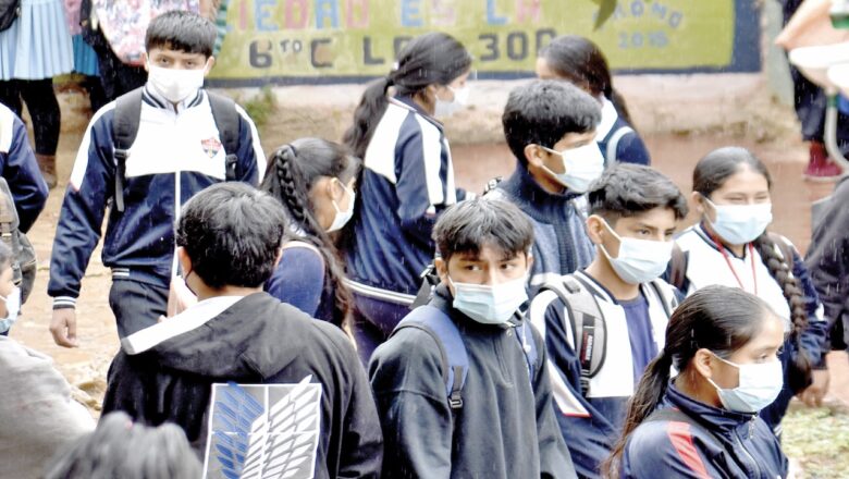 Educación afirma que no es obligatorio el uniforme escolar ante las bajas temperaturas