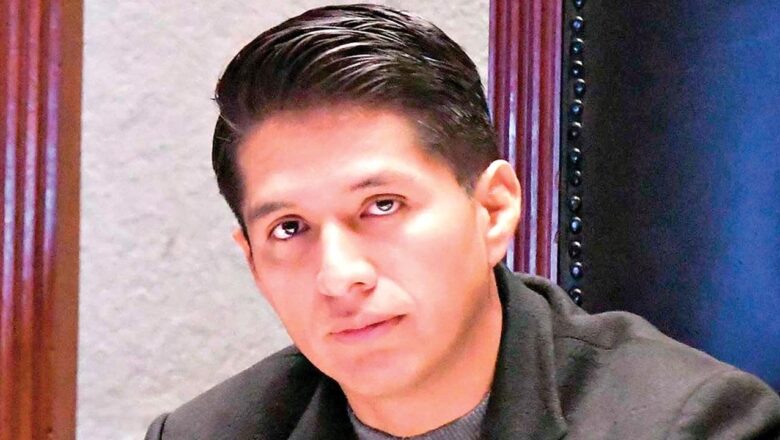 Evismo hace un “último llamado” a Andrónico para que “recapacite” de cara a los comicios