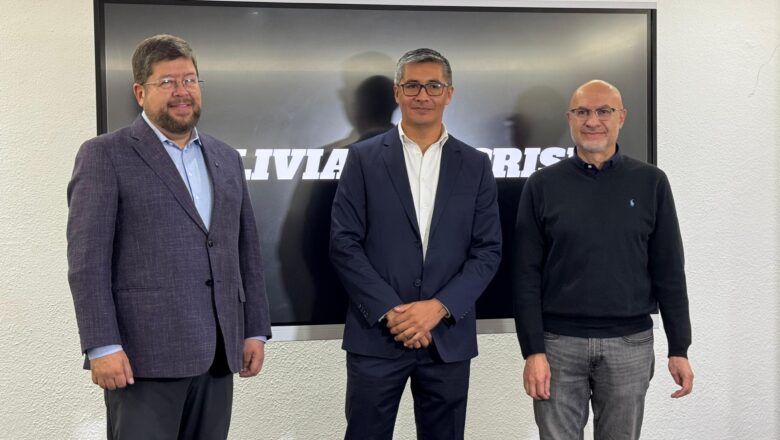 Samuel designa a José Gabriel Espinoza como líder de su equipo económico