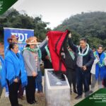 El gobierno municipal de Carapari y el FDI entregan un sistema de riego en el barrio negro