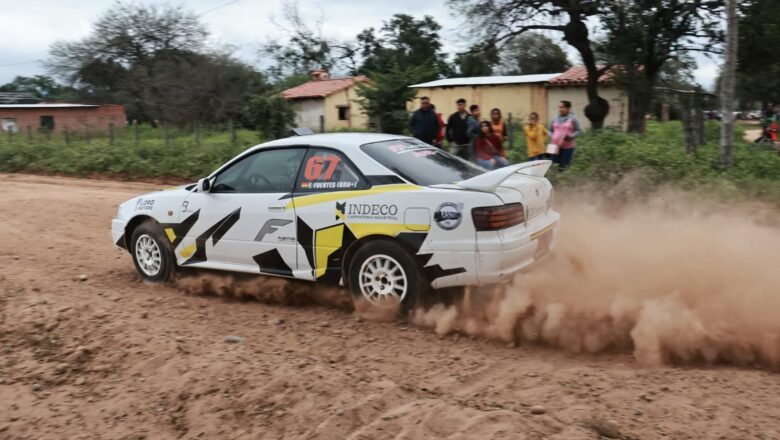 Éxito en la competencia de automovilismo deportivo en Villa Montes