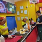 Escasez de pollo ocasiona cierre de restaurantes en Cochabamba