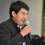 Gobernador de Chuquisaca en terapia intensiva tras caer del segundo piso de un inmueble