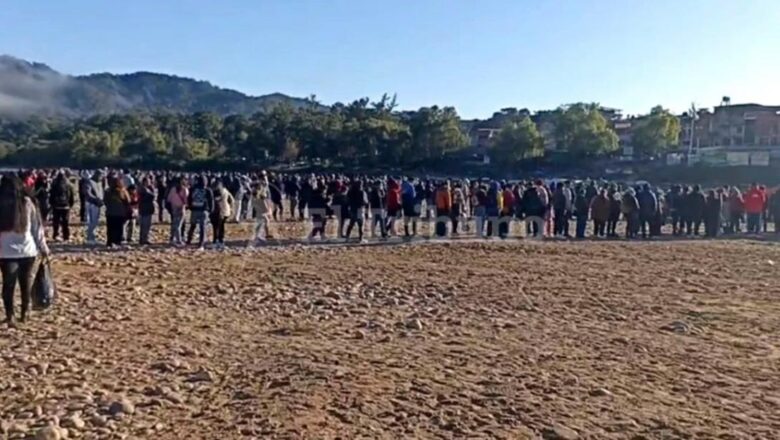 Bermejo colapsa ante avalancha de miles de argentinos en busca de mercadería boliviana barata