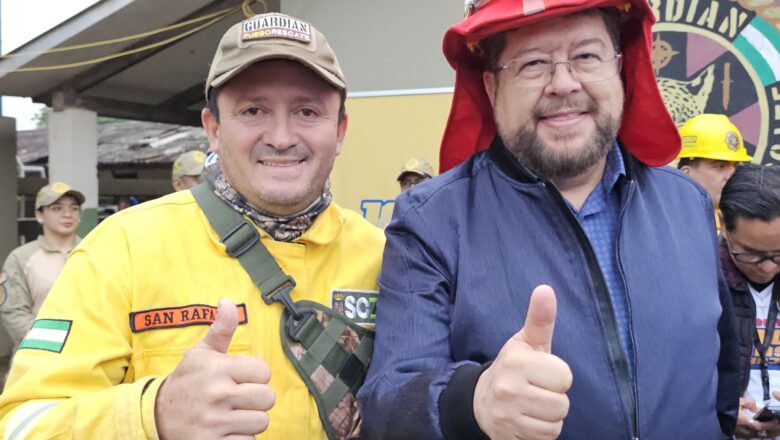 Samuel Doria Medina nombra al bombero Jorge Vargas “capitán anti-incendios”