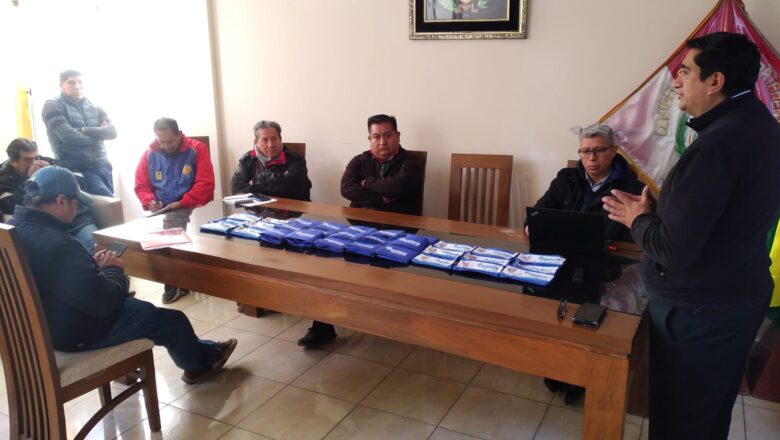 Gestora informa a la COD de Tarija sobre el manejo transparente de los aportes de los trabajadores