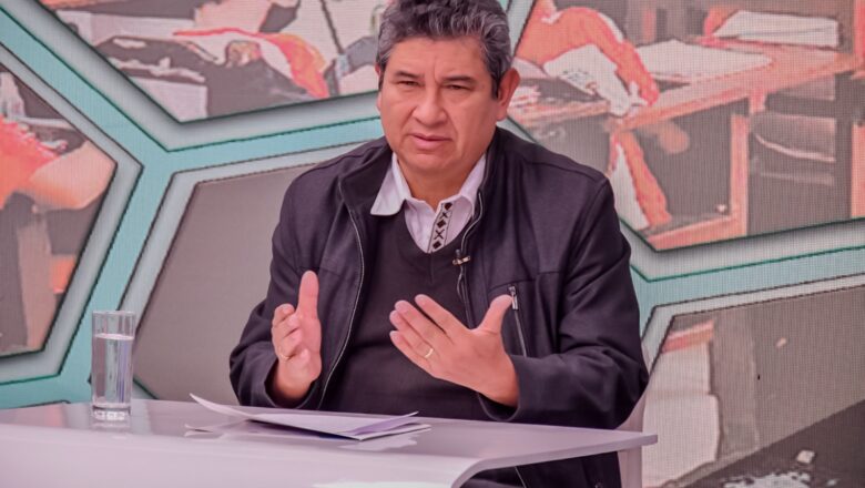 Viceministro Manuel Tejerina informa sobre el inicio del descanso pedagógico en ocho departamentos y refuerza llamado a la vacunación infantil