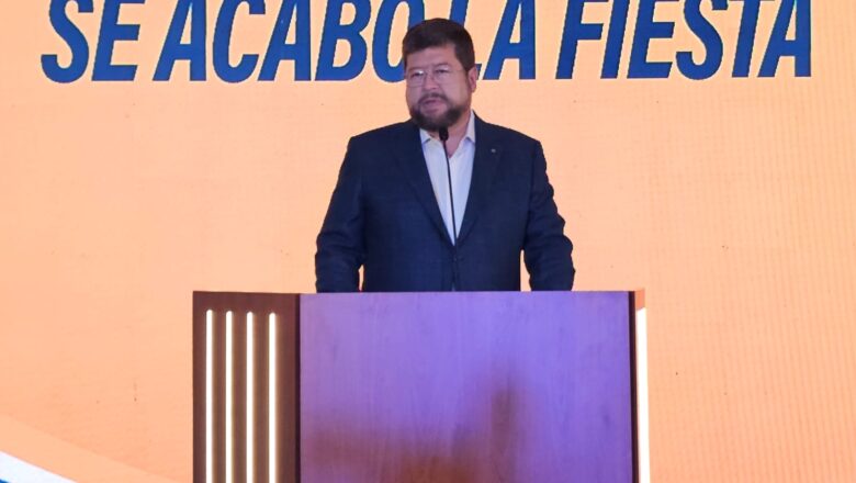 Doria Medina presentó el que será su primer decreto: “Se acabó la fiesta”