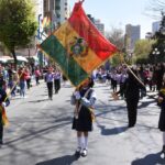 Tome previsiones, este lunes se cerrarán vías por desfile cívico en La Paz