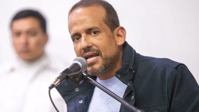 Confirman que se ha notificado a Chonchocoro sobre el traslado de Camacho a Santa Cruz