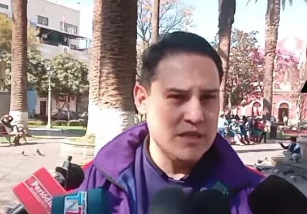 «La Patria No Se Vende, Bolivia Se Defiende» afirmó López indicando que los recursos deben ser patrimonios