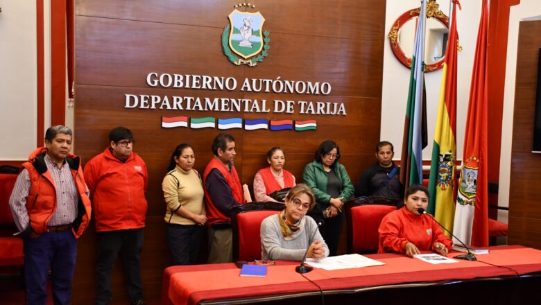 Gobernación de Tarija cumple con el desembolso para el funcionamiento de la Casa de la Cultura y realizo el mantenimiento del teatro después de 10 años