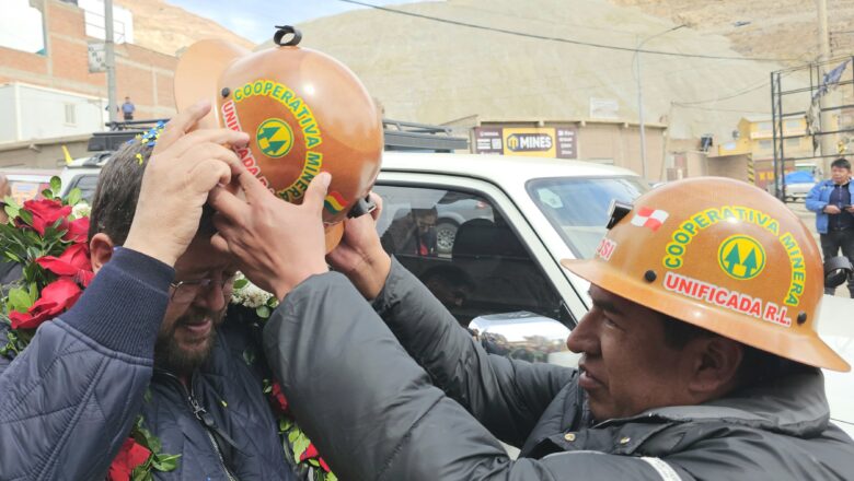 Samuel Doria Medina fue respaldado por los cooperativistas de Potosí