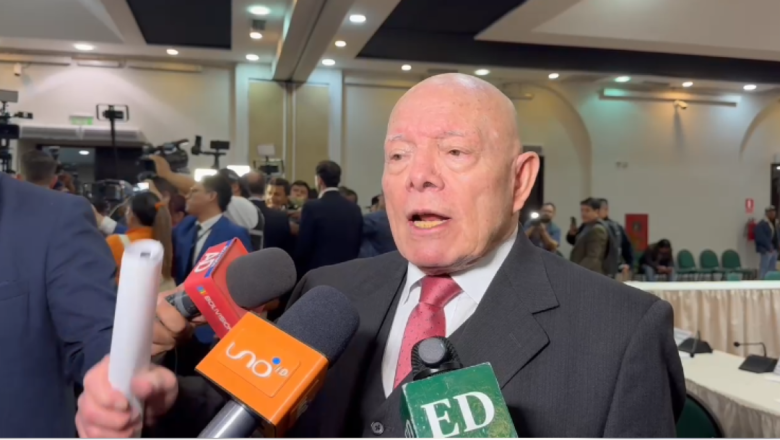Reaparece el presidente del TSE, Óscar Hassenteufel, tras su baja médica