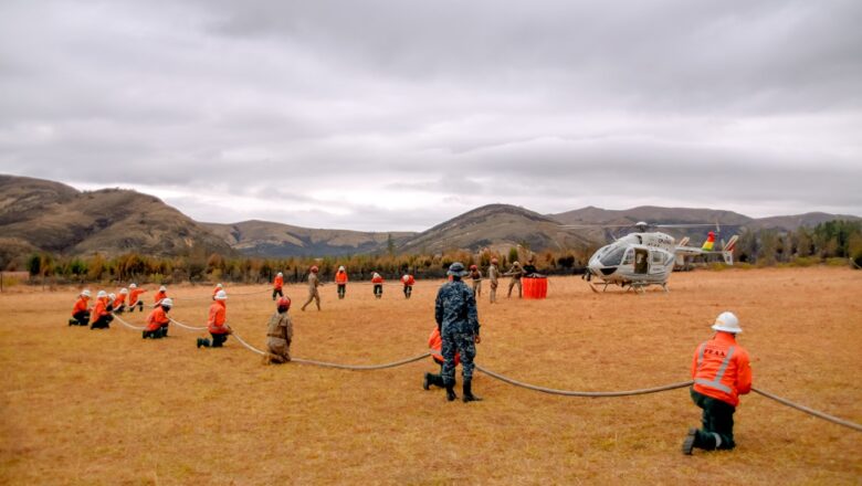 Tarija vuelve a estar en calma: incendio en la serranía de Sama fue controlado y sofocado en su totalidad