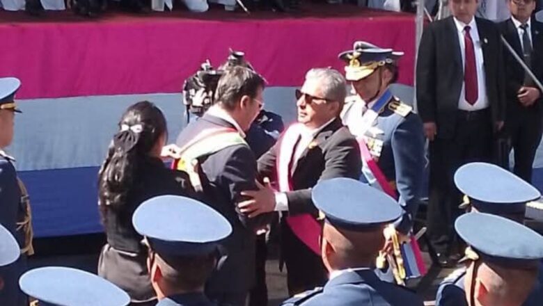 FFAA condecoran al Presidente Arce y al Vicepresidente Choquehuanca.
