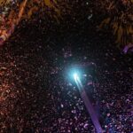 Manfred Reyes Villa desata una “marea morada” en La Paz durante el cierre de campaña