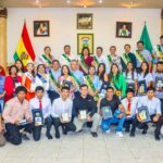 Reconocimiento a Médicos por sus Bodas de Oro y Plata en Tarija