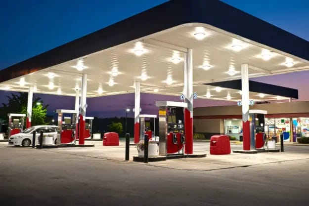 Diputado electo anuncia fiscalización a la ANH por denuncias sobre calidad de carburantes