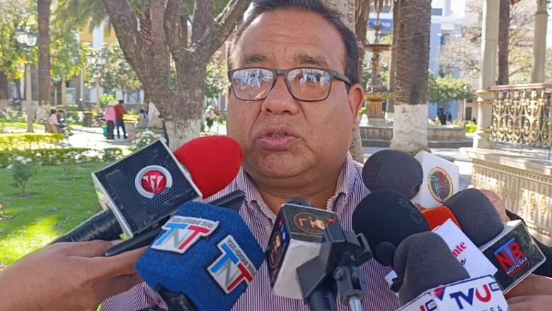 Roberto Castillo cuestiona propuestas económicas de Rodrigo Paz, “No tienen fundamento técnico”