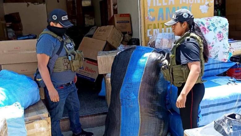 Hallan dr0ga oculta en sábanas de encomienda durante operativo en Cochabamba