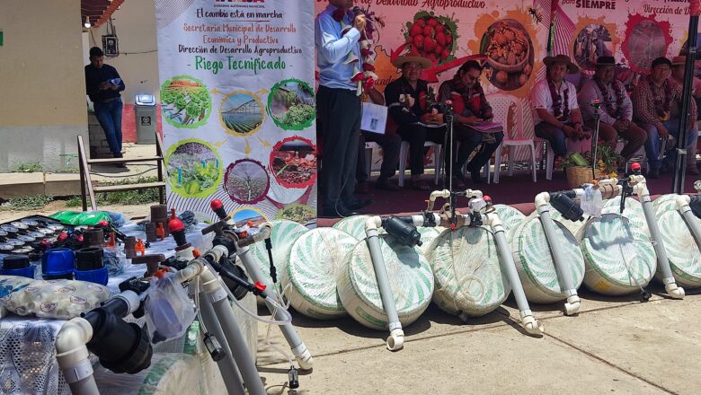 Alcalde de Tarija entrega materiales para la implementación de sistemas de riego en las subcentrales de Lazareto y Tolomosa