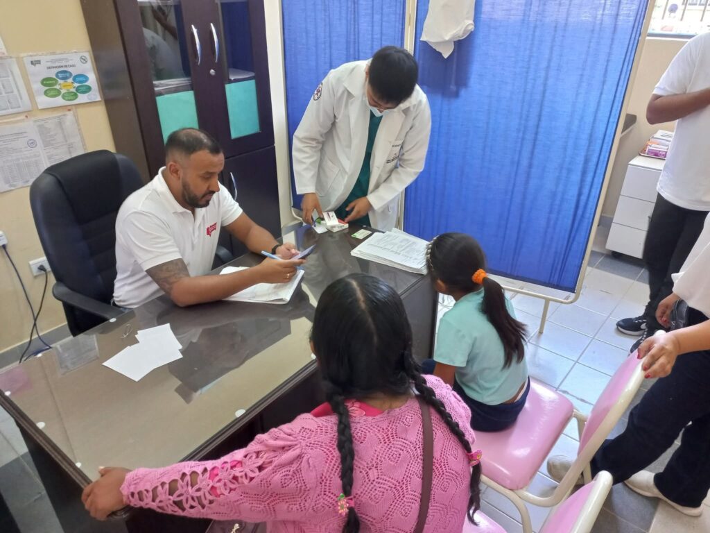 Feria de Atención Médica en Tolomosa reúne a especialistas y vecinos