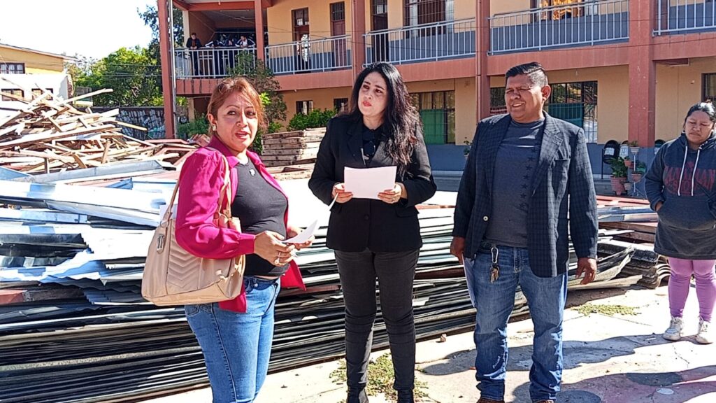 Diputada Gabriela Pacello constata paralización de obras en el colegio Bolivia y anuncia gestiones urgentes ante el nivel central