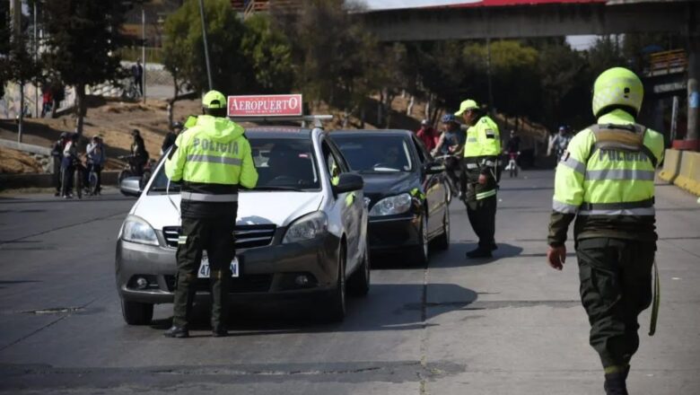 Se acabaron las comisarías de tránsito, Sokol emite orden de cierre total en Bolivia