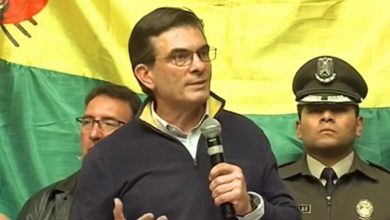 Paz anuncia cero arancel para equipos tecnológicos a fin de frenar el contrabando