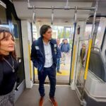 Ministro Zamora inspecciona el sistema de Mi Tren en Cochabamba