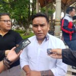 Presentan proyecto de ley contra intermediarios, mientras el pollo baja, la carne sigue intocable