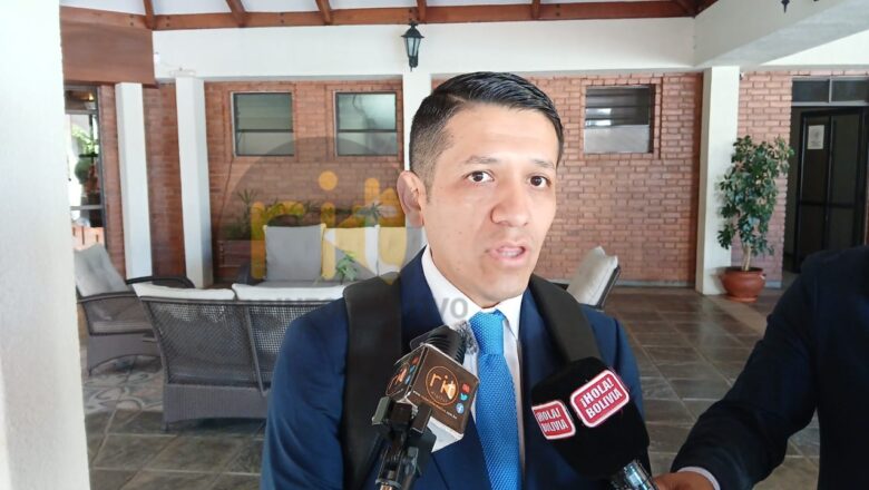 Gobierno recibe más de 340 denuncias de corrupción y anuncia nuevas investigaciones en la Aduana Nacional