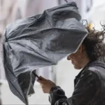 Inundaciones, desalojos y 168 carreteras cortadas en España a causa del fuerte temporal